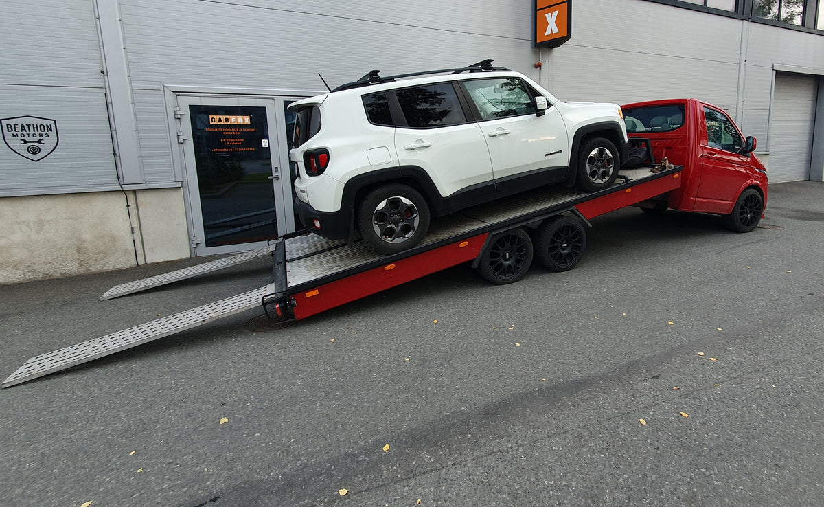 Autokliiniku treilerauto Jeep Renegade’iga